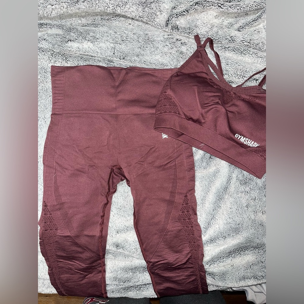 Bra size medium leggings are small